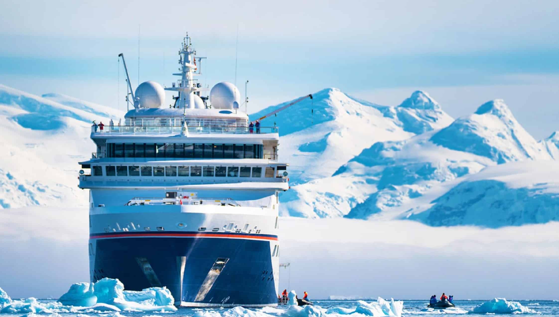 First hybrid expedition ship in the world for charter