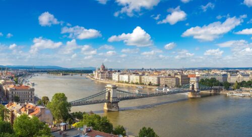 Flusskreuzfahrtschiff chartern Donau mit OceanEvent - Budapest