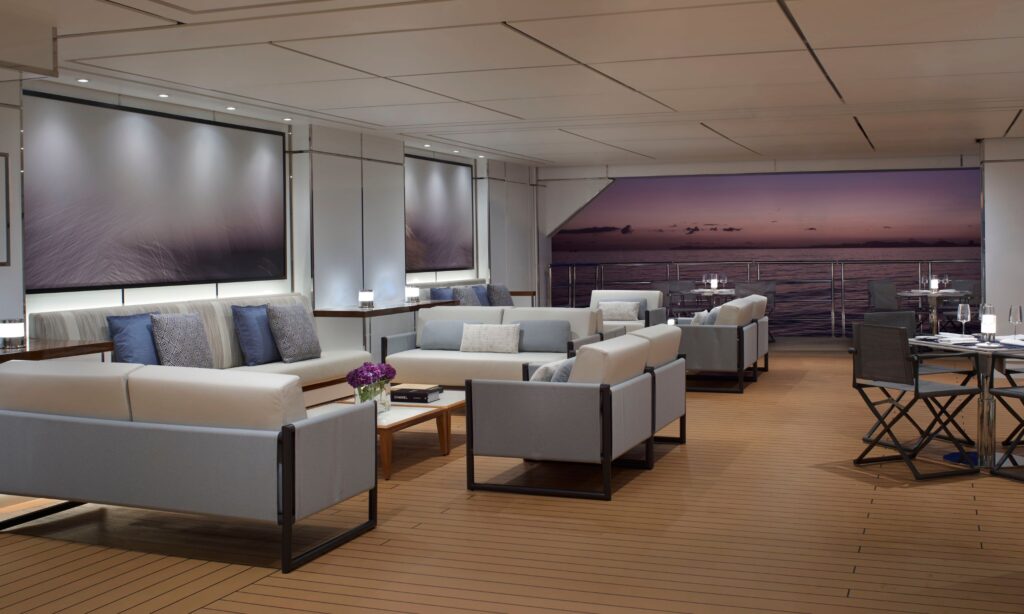 Ritz Carlton Yacht EVRIMA - Private Charter with OceanEvent - Mediterranean - Marina Terrace