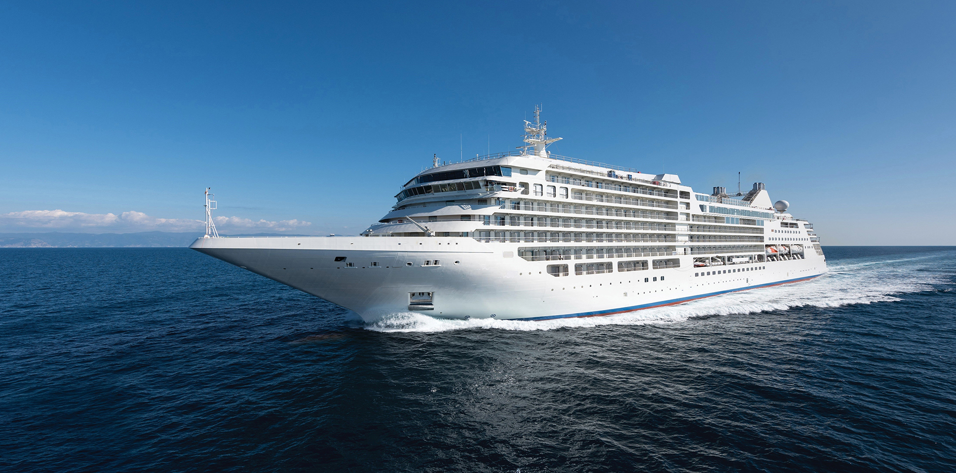 Charter cruise ships up to 700 guests